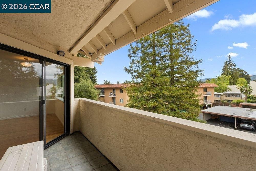 2535 Lucy Ln APT B Walnut Creek, CA 94595 - Thumbnail 4