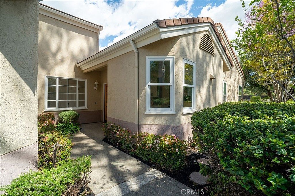 38510 Glen Abbey Ln Murrieta, CA 92562 - Thumbnail 4