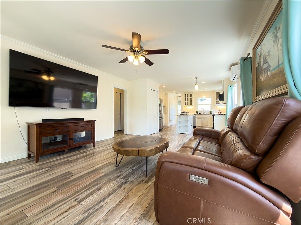 940 Cypress Ave Placentia, CA 92870 - Thumbnail 4