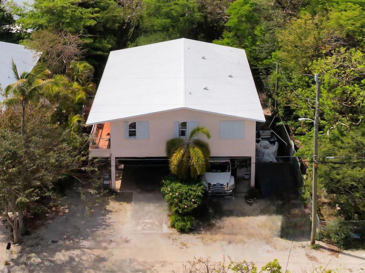 181 Dove Lake Dr Key Largo, FL 33070 - Thumbnail 4