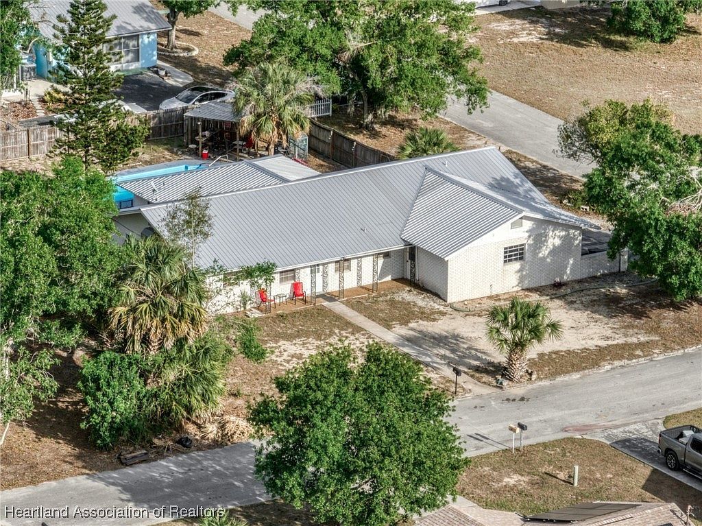 11 S Lantana Ave Avon Park, FL 33825 - Thumbnail 4