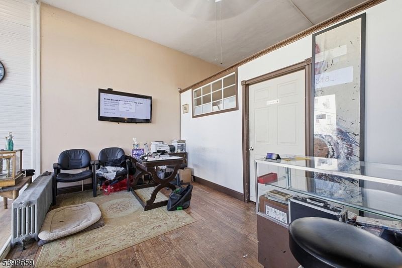 318 Front St Belvidere, NJ 07823 - Thumbnail 4