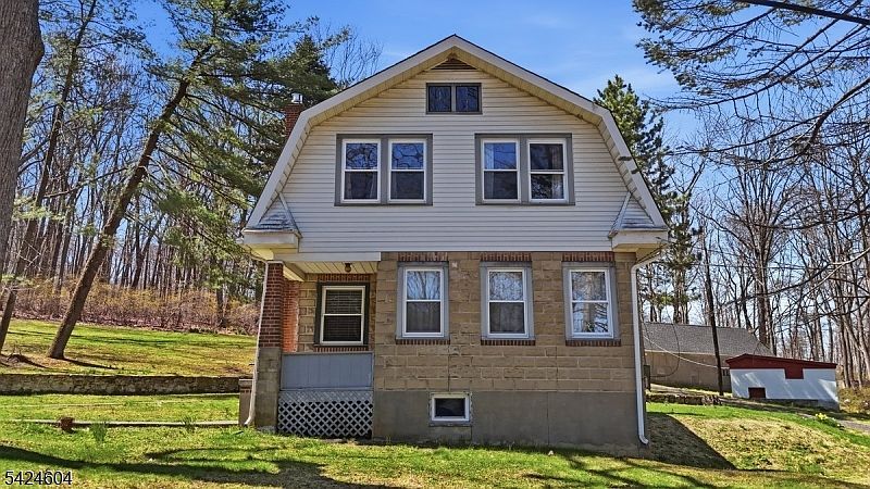 103 Lommason Glen Rd Belvidere, NJ 07823 - Thumbnail 4