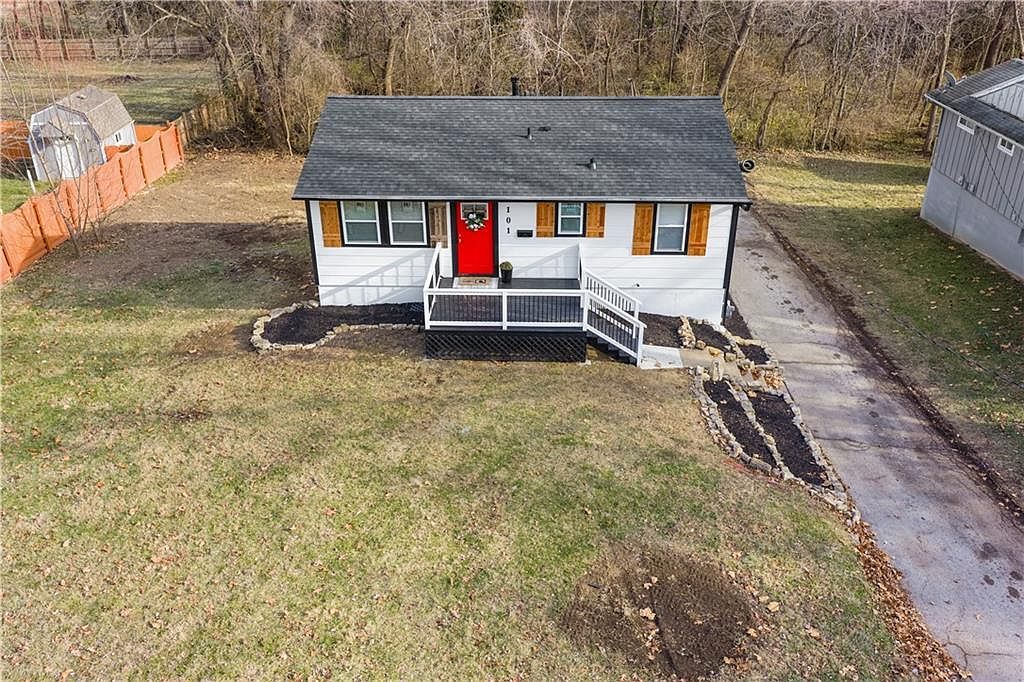 7101 Willow Ave Raytown, MO 64133 - Thumbnail 4