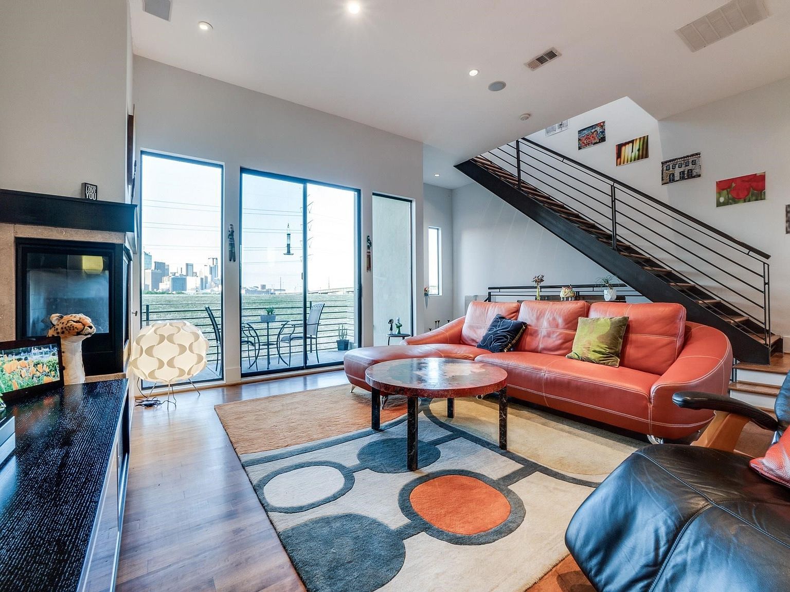 433 Trinity River Cir Dallas, TX 75203 - Thumbnail 4