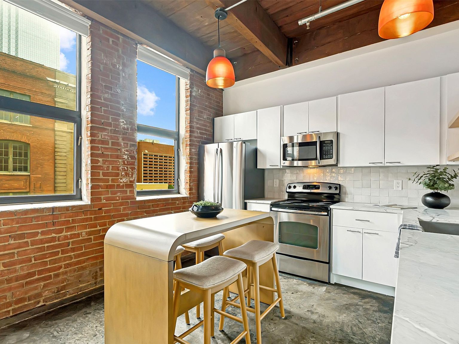 509 Elm St APT 503 Dallas, TX 75202 - Thumbnail 4