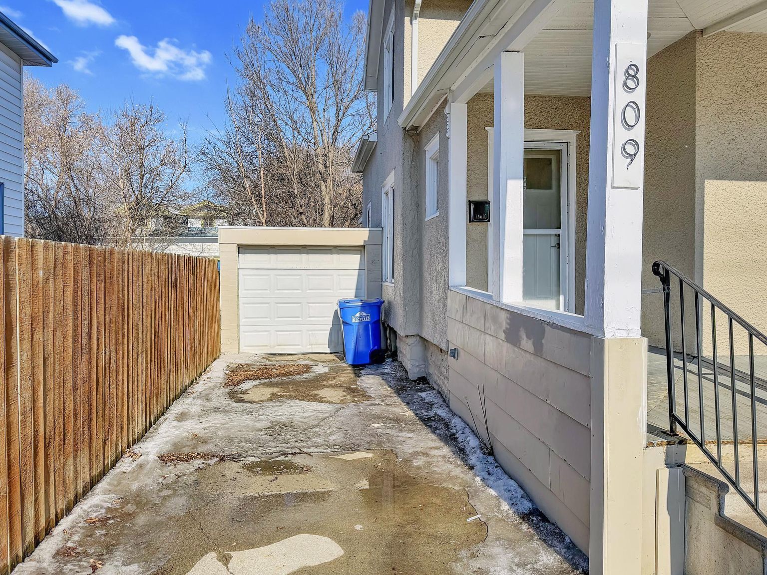 809 11th Ave N Fargo, ND 58102 - Thumbnail 4