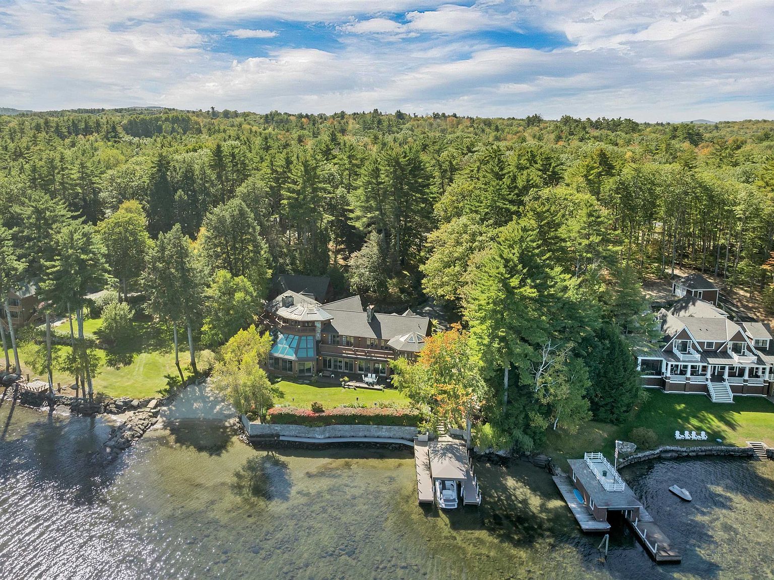 211 Dockham Shore Rd Gilford, NH 03249 - Thumbnail 4