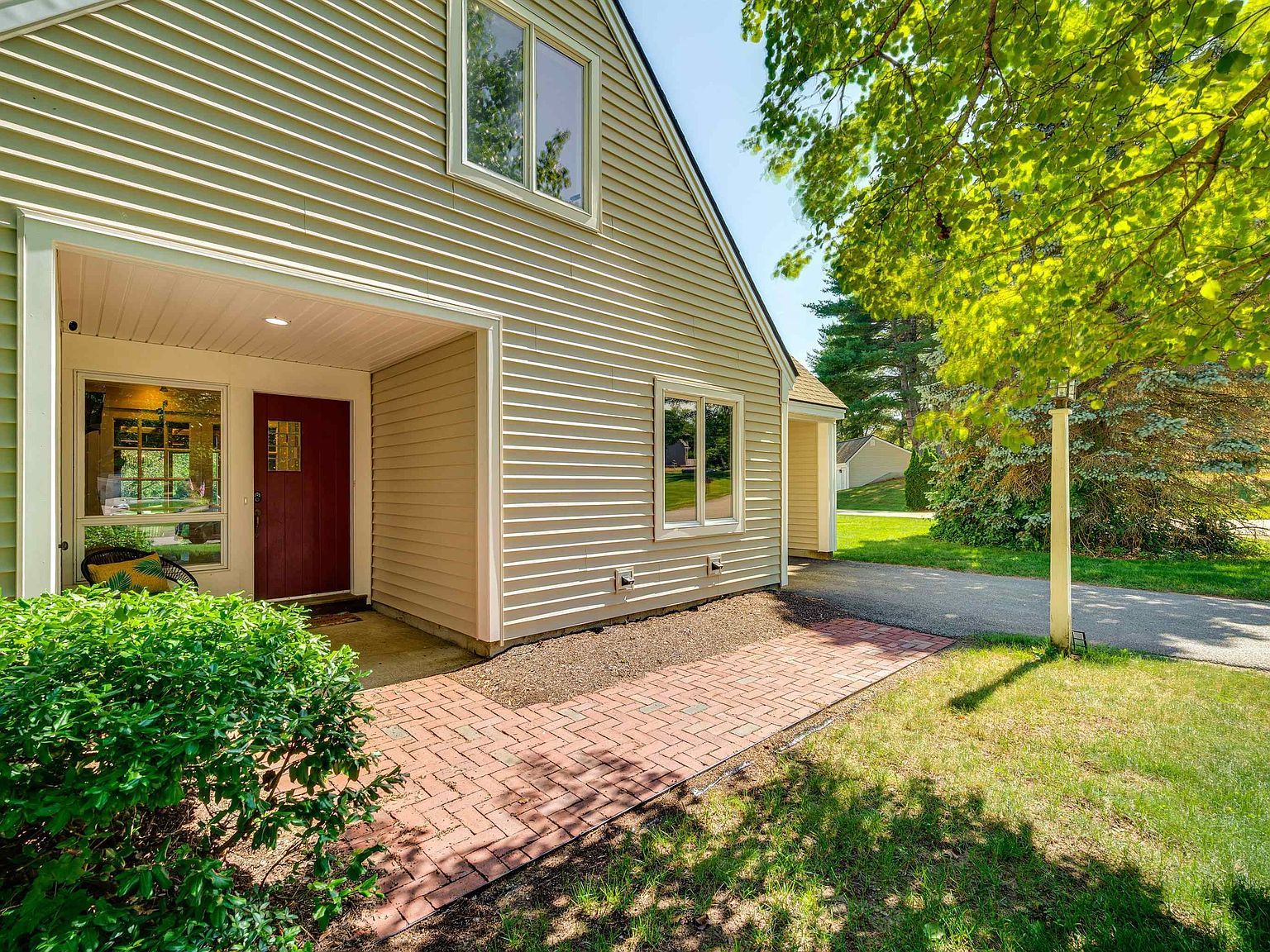 9 Fells Way Unit A Laconia, NH 03246 - Thumbnail 4