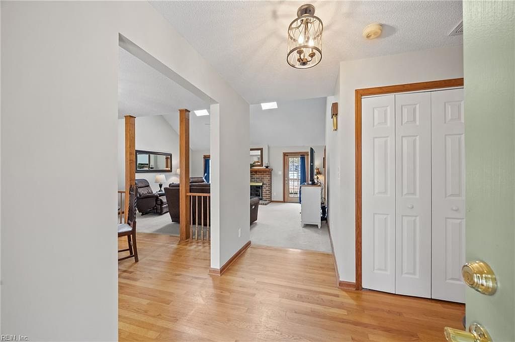 100 Minton Way Smithfield, VA 23430 - Thumbnail 4