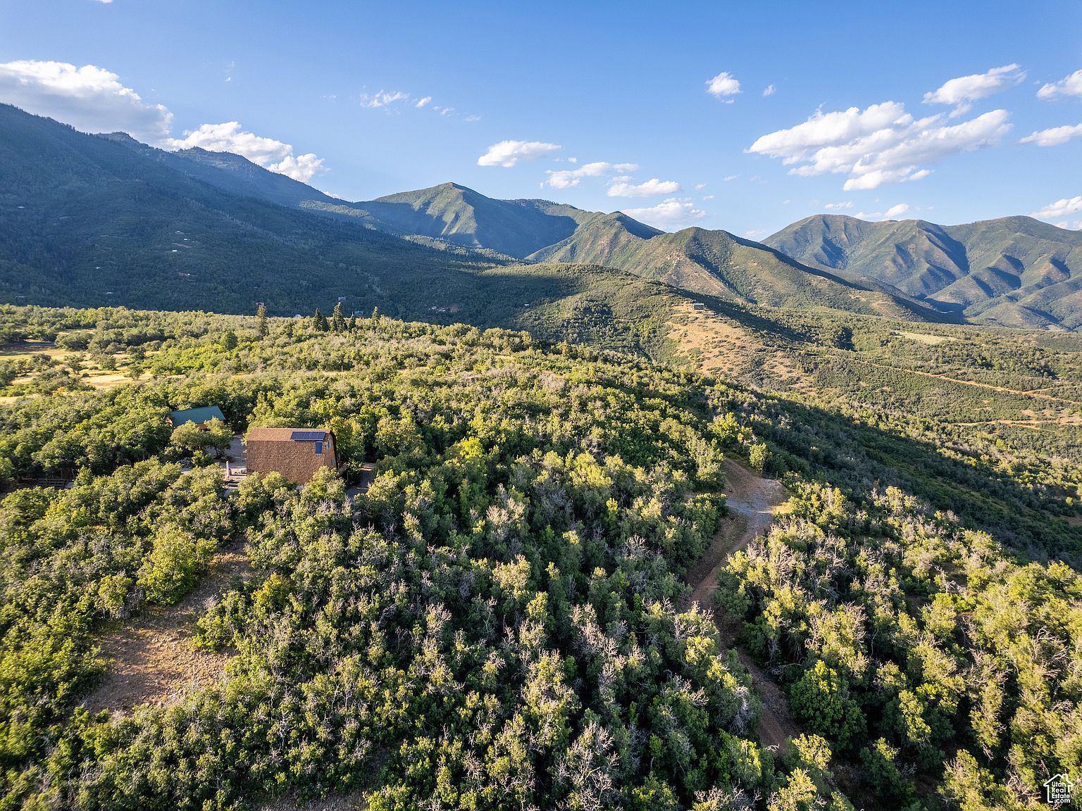 2000 N Oakwood Dr Springville, UT 84663 - Thumbnail 4