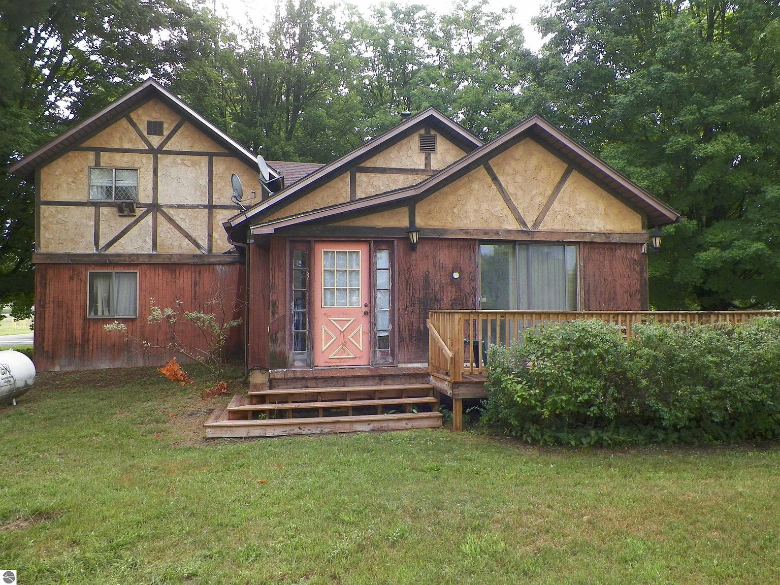 615 River St Luther, MI 49656 - Thumbnail 4