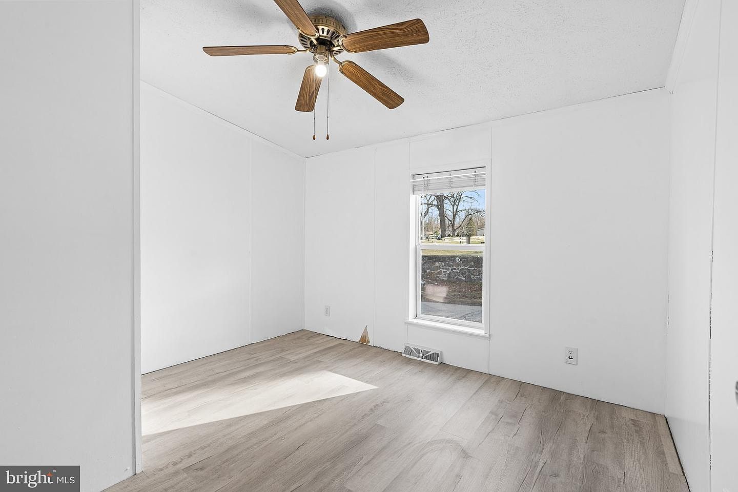 124 School House Dr Howard, PA 16841 - Thumbnail 4