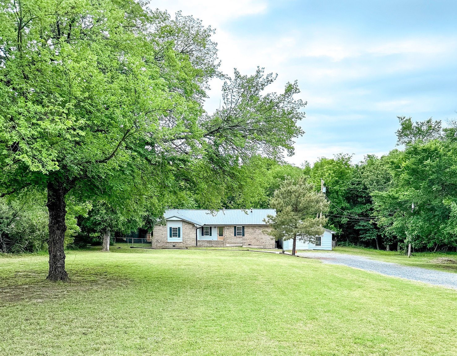 129 Country Aire Est McAlester, OK 74501 - Thumbnail 4