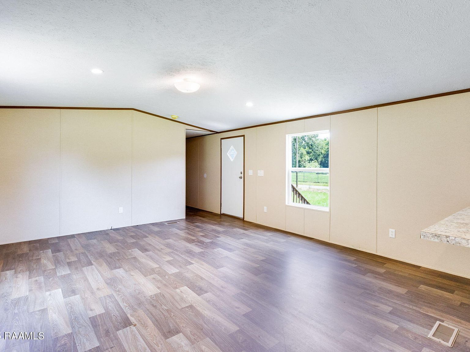 182 Talisman St Opelousas, LA 70570 - Thumbnail 4