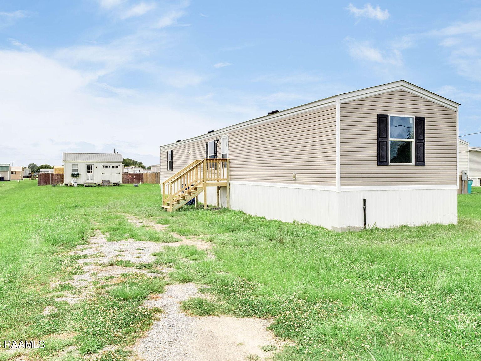 421 Saint Jude Ave Opelousas, LA 70570 - Thumbnail 4