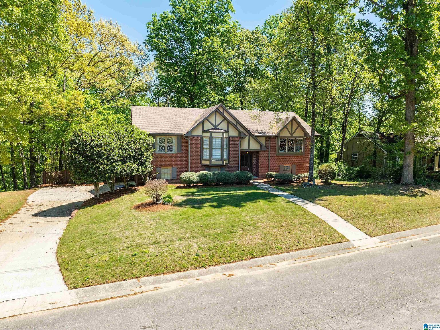 1420 E Whirlaway Cir Helena, AL 35080 - Thumbnail 4