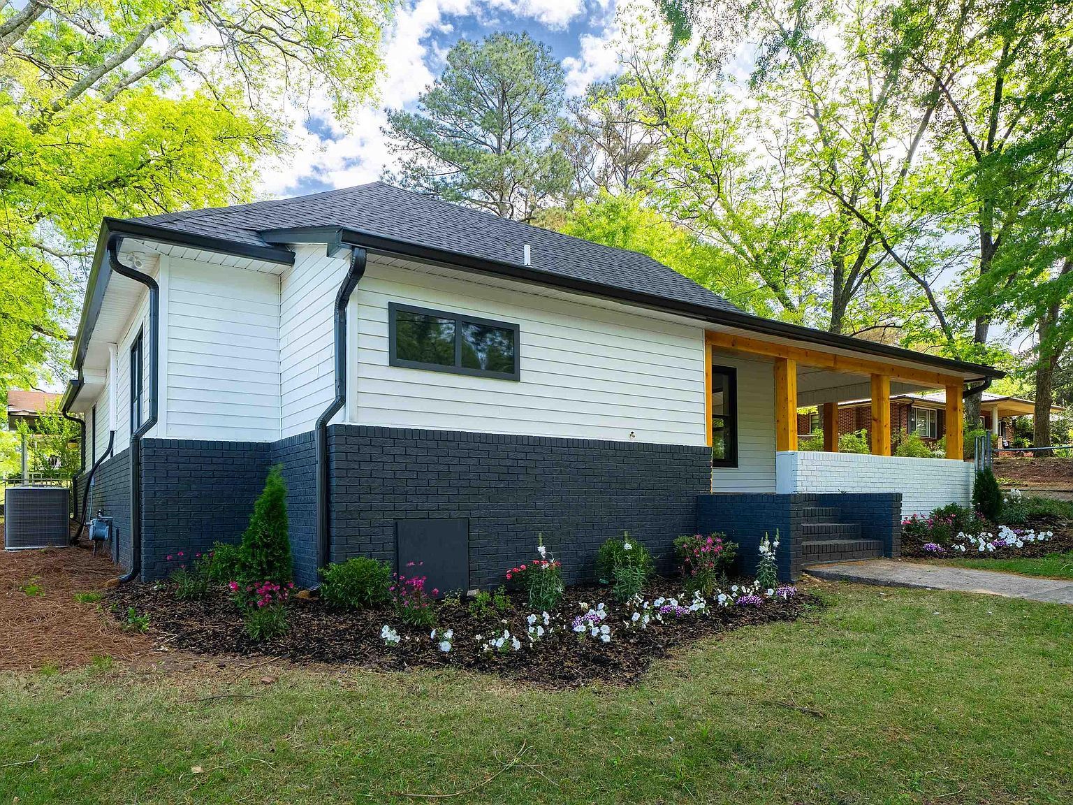 211 5th Ave NE Carbon Hill, AL 35549 - Thumbnail 4