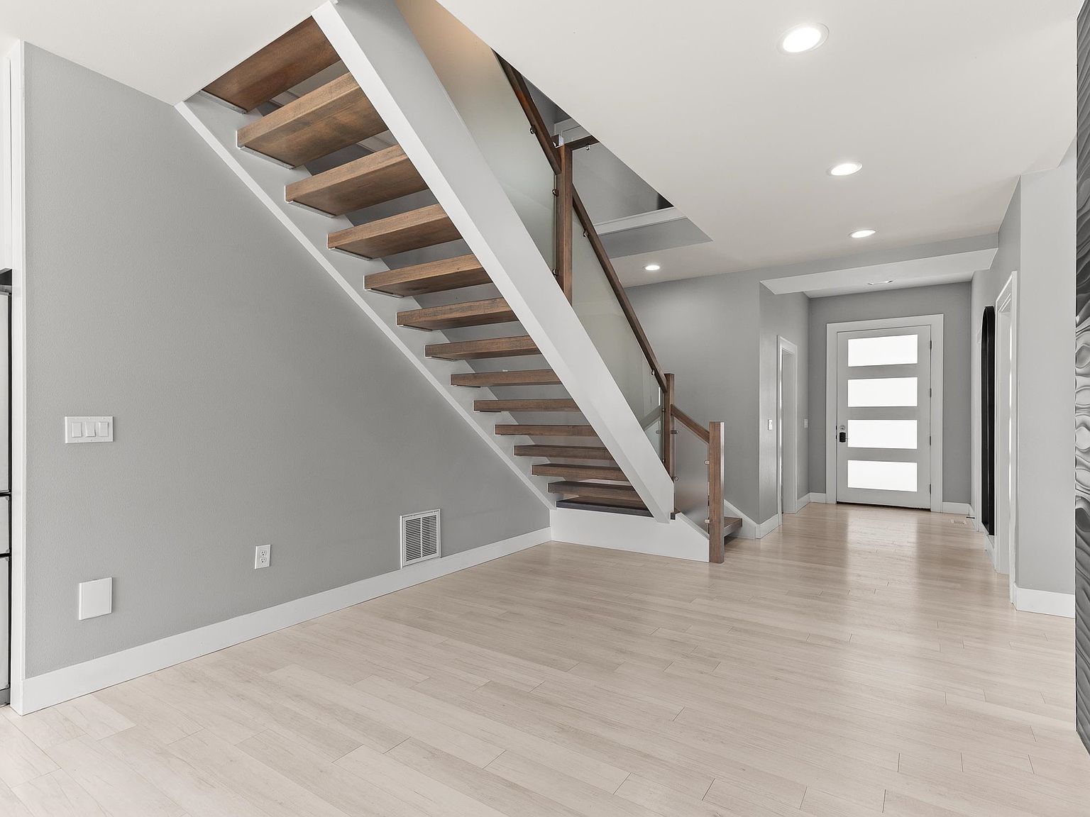 16215 W Coulee Hite Rd Spokane, WA 99224 - Thumbnail 4