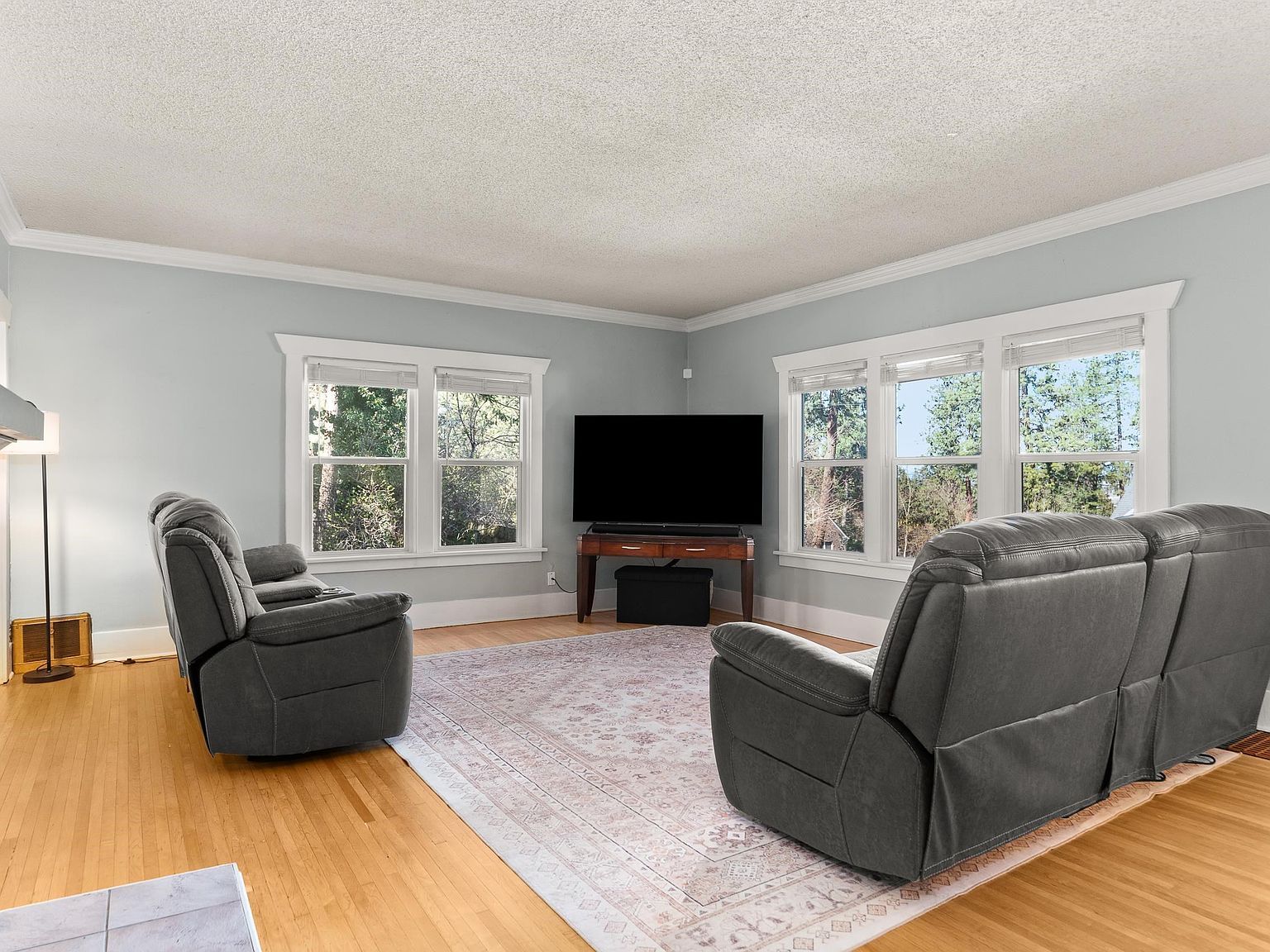 1708 E 18th Ave Spokane, WA 99203 - Thumbnail 4