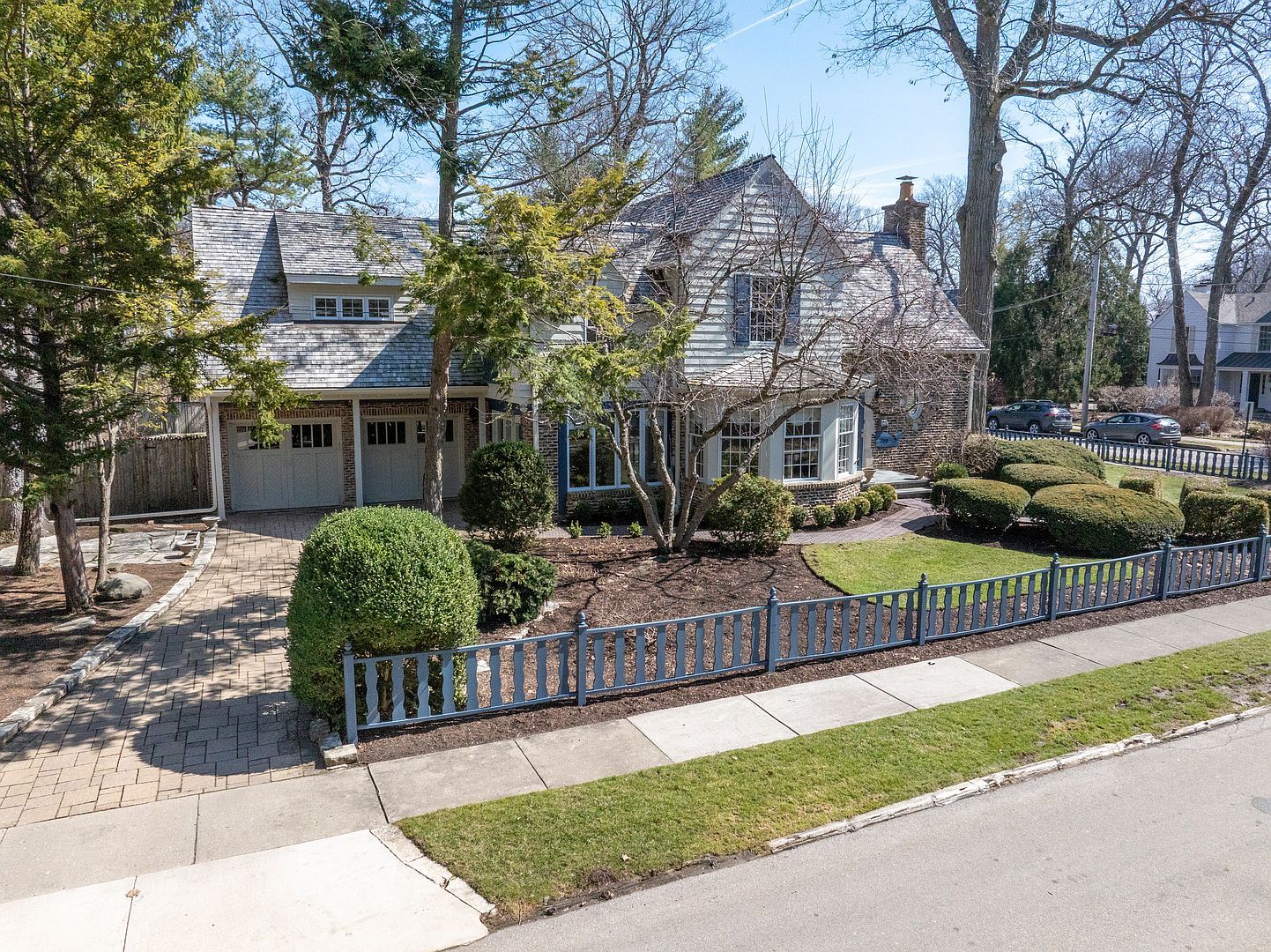 333 Simpson St Lake Bluff, IL 60044 - Thumbnail 4