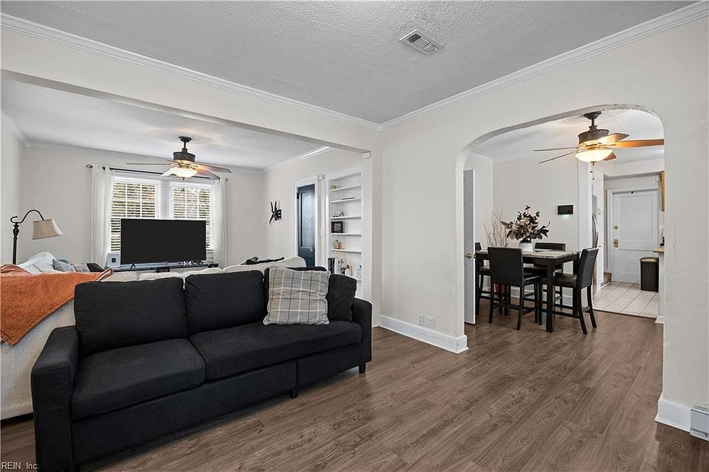 3840 Lenoir Cir Norfolk, VA 23513 - Thumbnail 4