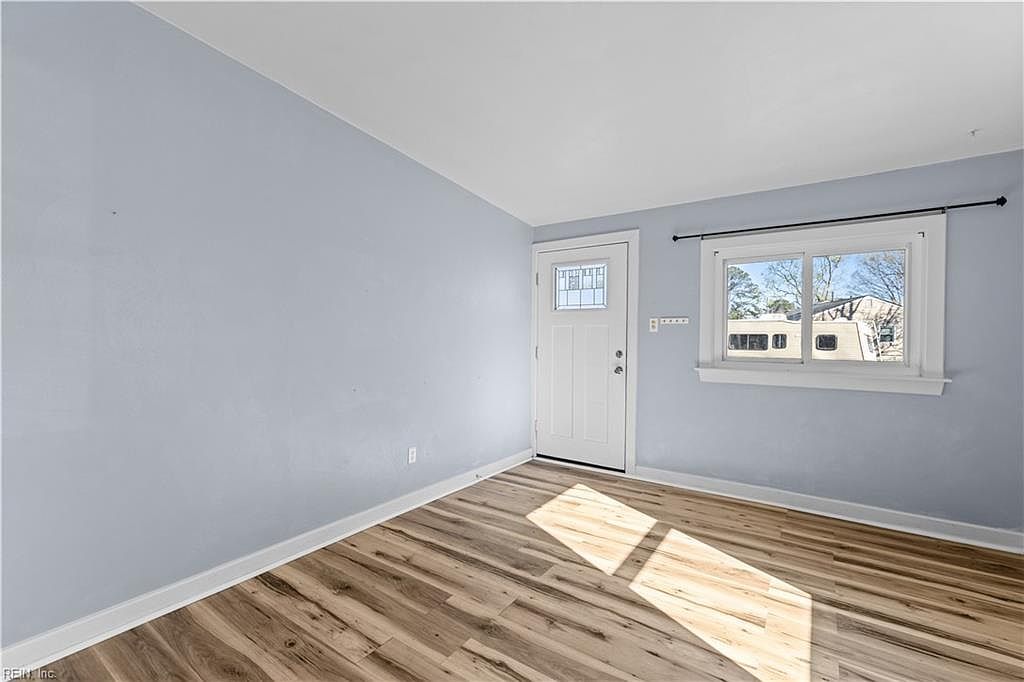 200 Velva Dr Chesapeake, VA 23325 - Thumbnail 4