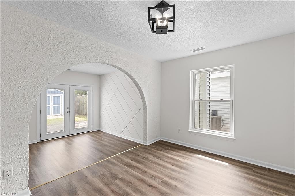 1248 Christian Ct Virginia Beach, VA 23464 - Thumbnail 4