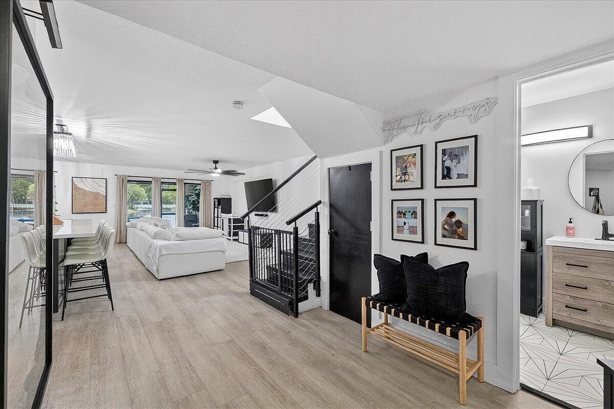 9729 N New River Canal Rd APT 628 Plantation, FL 33324 - Thumbnail 4