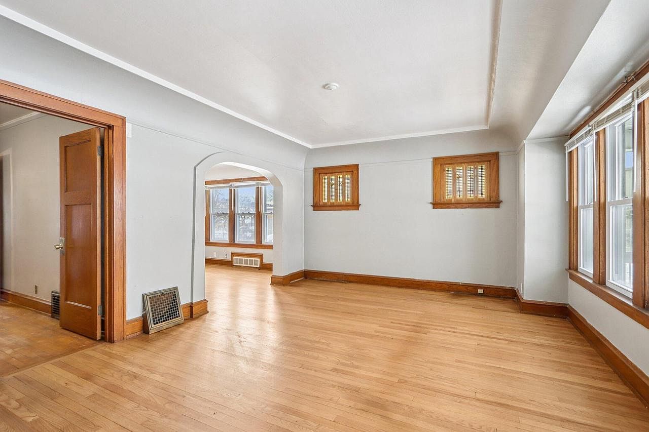 5402 N 41st St Milwaukee, WI 53209 - Thumbnail 4