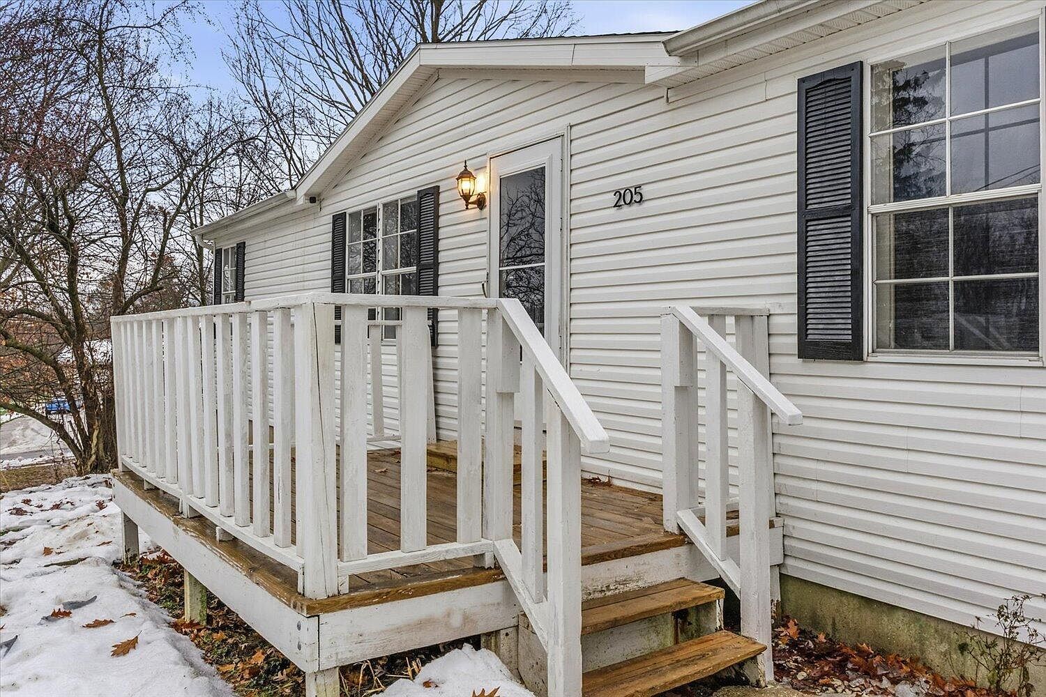 205 Monroe St Augusta, MI 49012 - Thumbnail 4