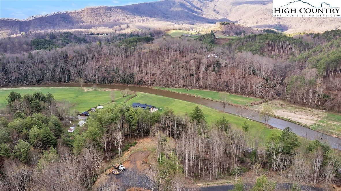 4 Venue Views Dr Lansing, NC 28643 - Thumbnail 4