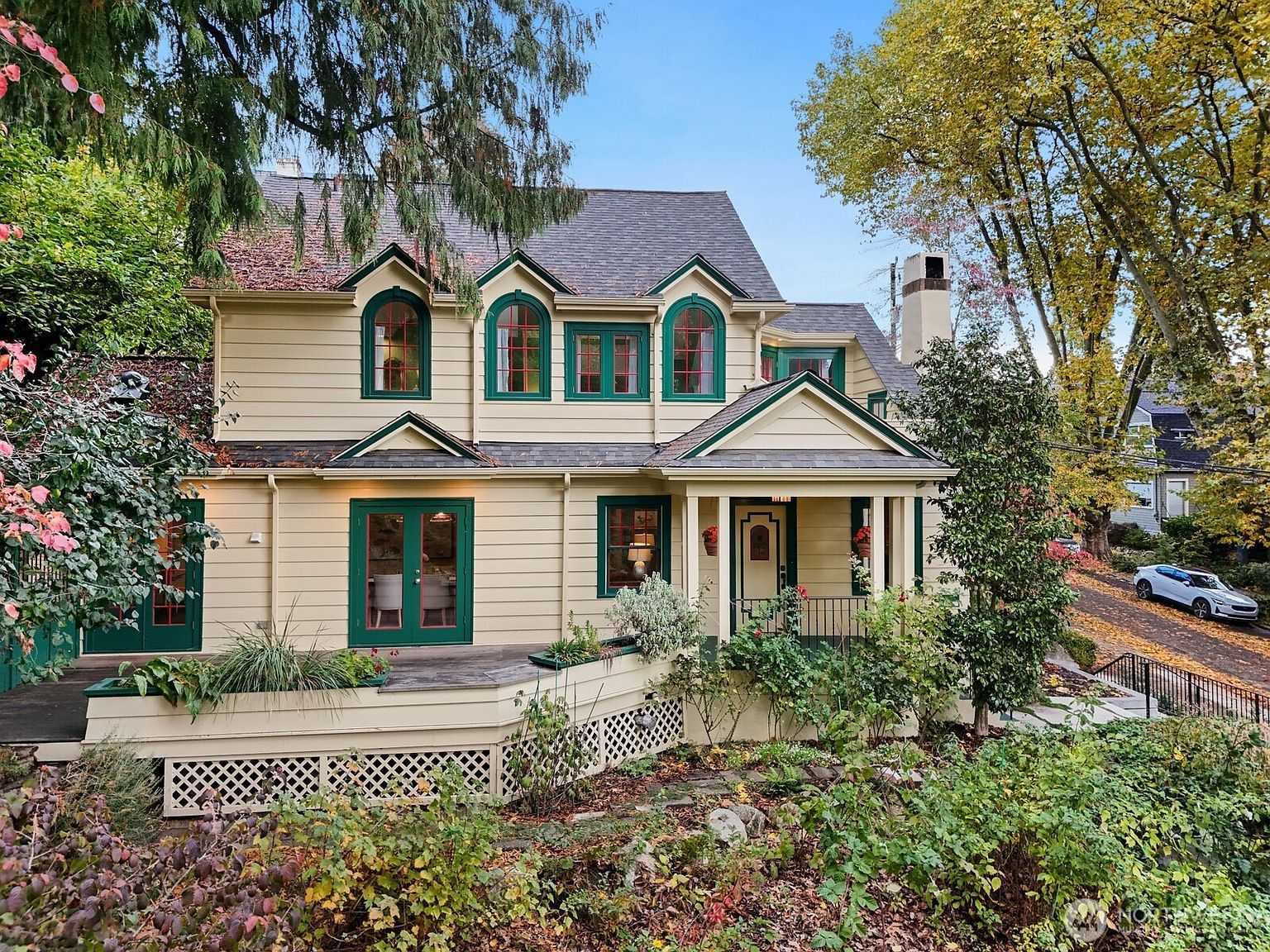 615 36th Ave Seattle, WA 98122 - Thumbnail 4