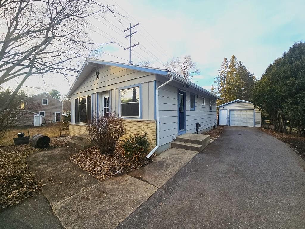 5524 Park Way Madison, WI 53705 - Thumbnail 4