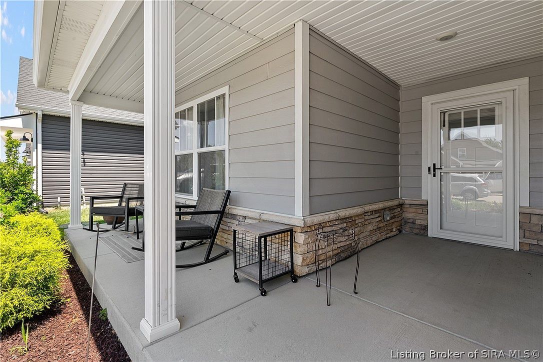 2768 Abby Woods Dr Jeffersonville, IN 47130 - Thumbnail 4