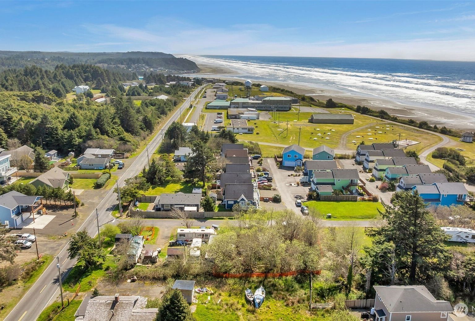 9 Darien Ln Pacific Beach, WA 98571 - Thumbnail 4