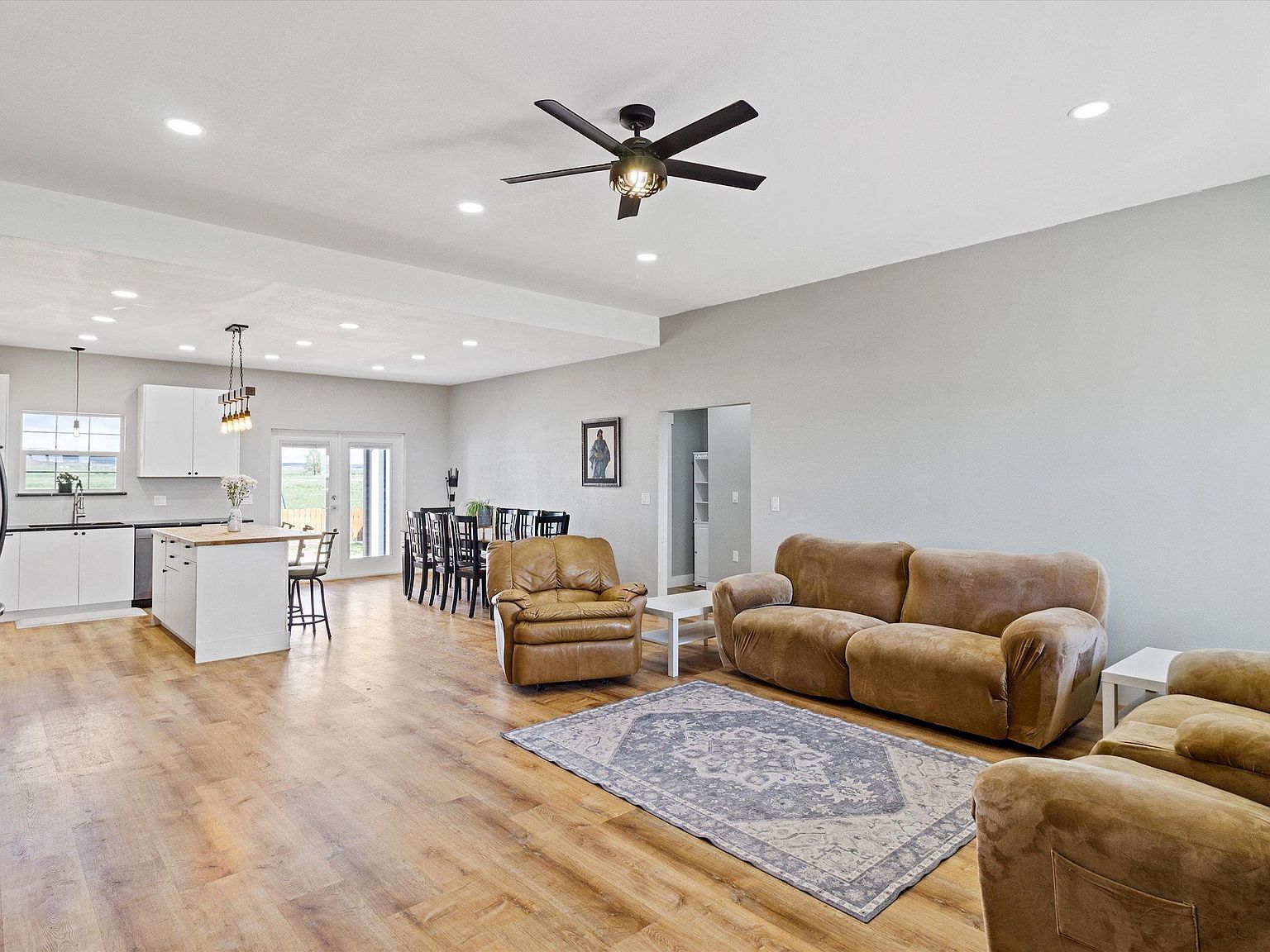 5935 Bastion Rd Laramie, WY 82070 - Thumbnail 4