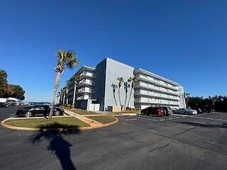 3857 Indian Trl UNIT 305 Destin, FL 32541 - Thumbnail 4