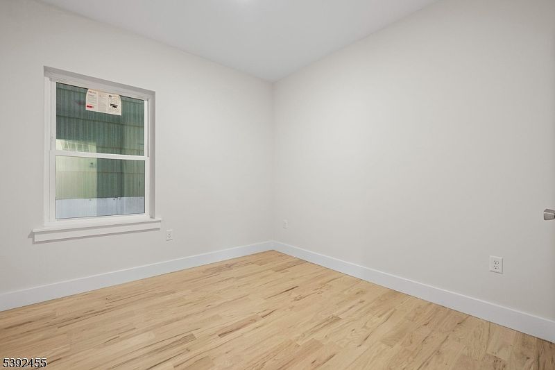 54-56 2nd St Elizabethport, NJ 07206 - Thumbnail 4