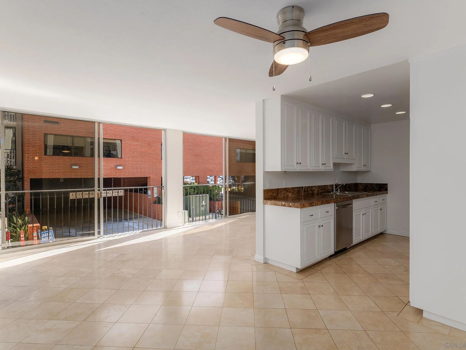 7811 Eads Ave Unit 206 La Jolla, CA 92037 - Thumbnail 4