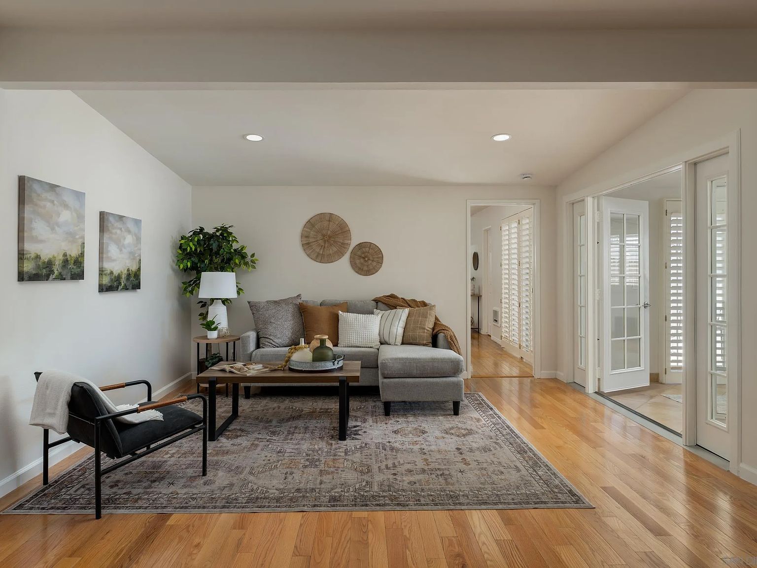 4549 Lyric Ln San Diego, CA 92117 - Thumbnail 4