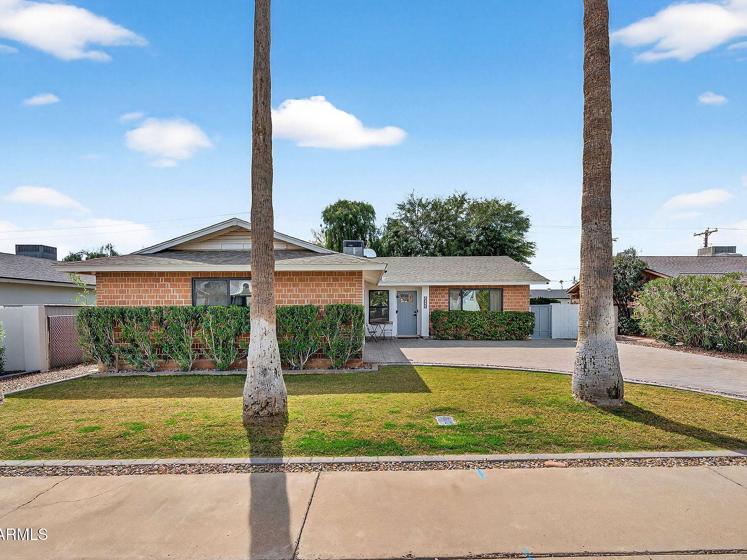 8455 E Vista Dr Scottsdale, AZ 85250 - Thumbnail 4