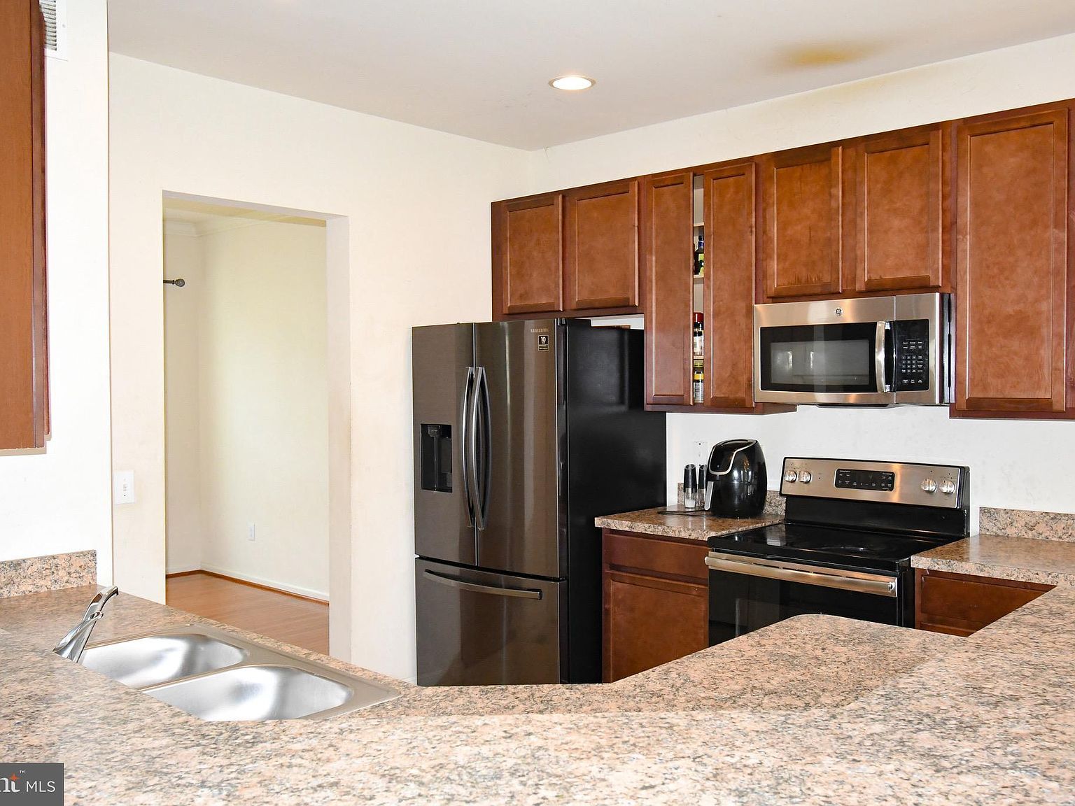 209 E Constitution Dr Smyrna, DE 19977 - Thumbnail 4