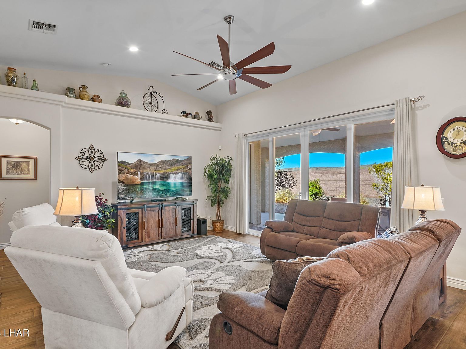 4029 Cherry Tree Way Lake Havasu City, AZ 86406 - Thumbnail 4