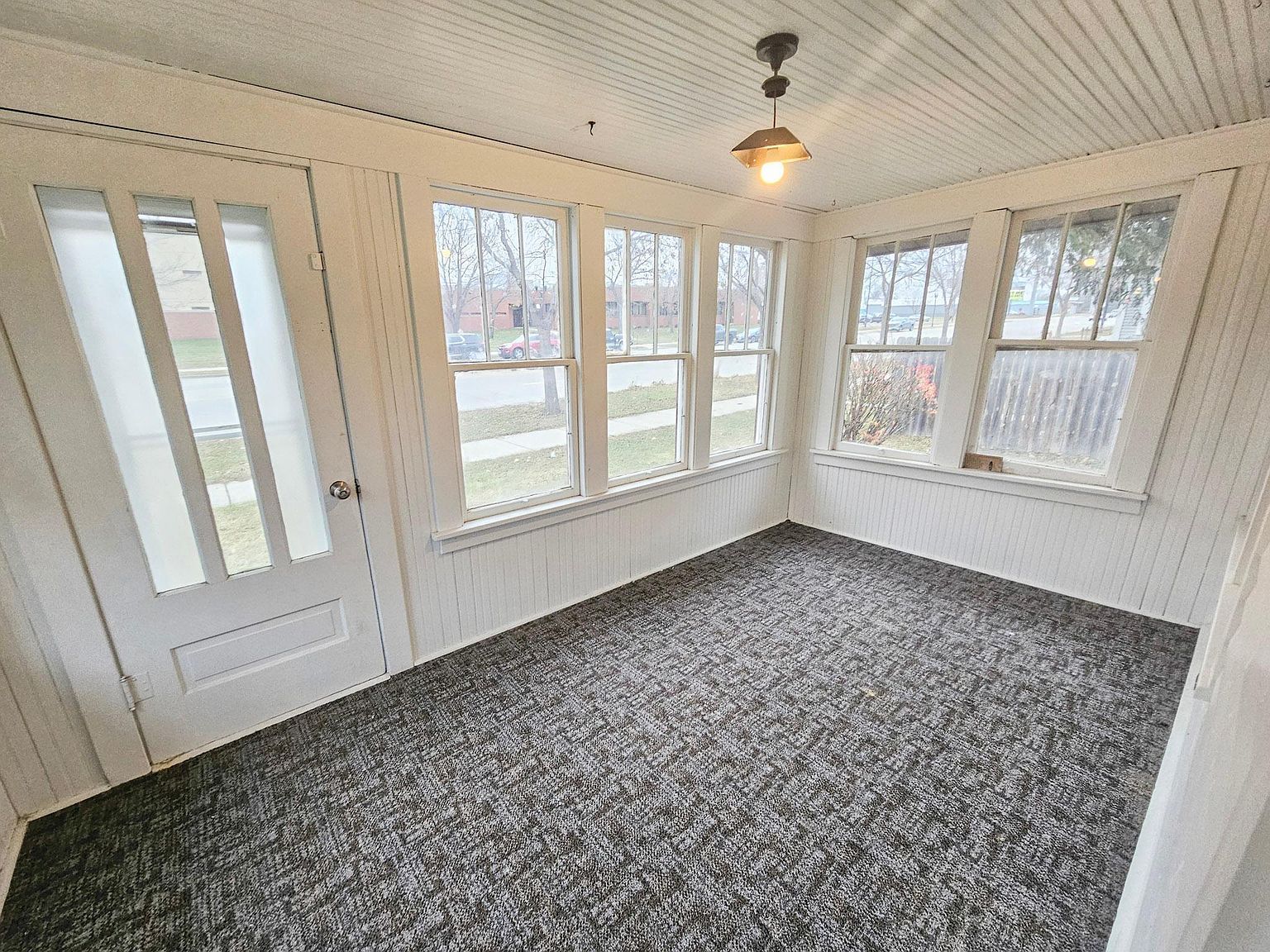 606 W Main St Marshall, MN 56258 - Thumbnail 4