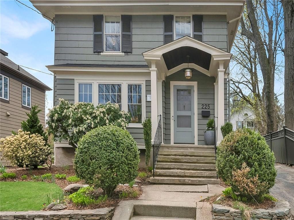 225 5th St Providence, RI 02906 - Thumbnail 4