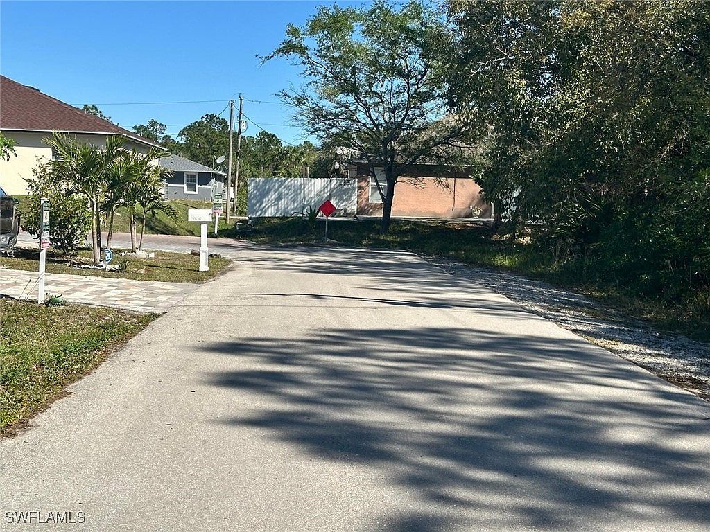 1121 Willard Ave Lehigh Acres, FL 33972 - Thumbnail 4