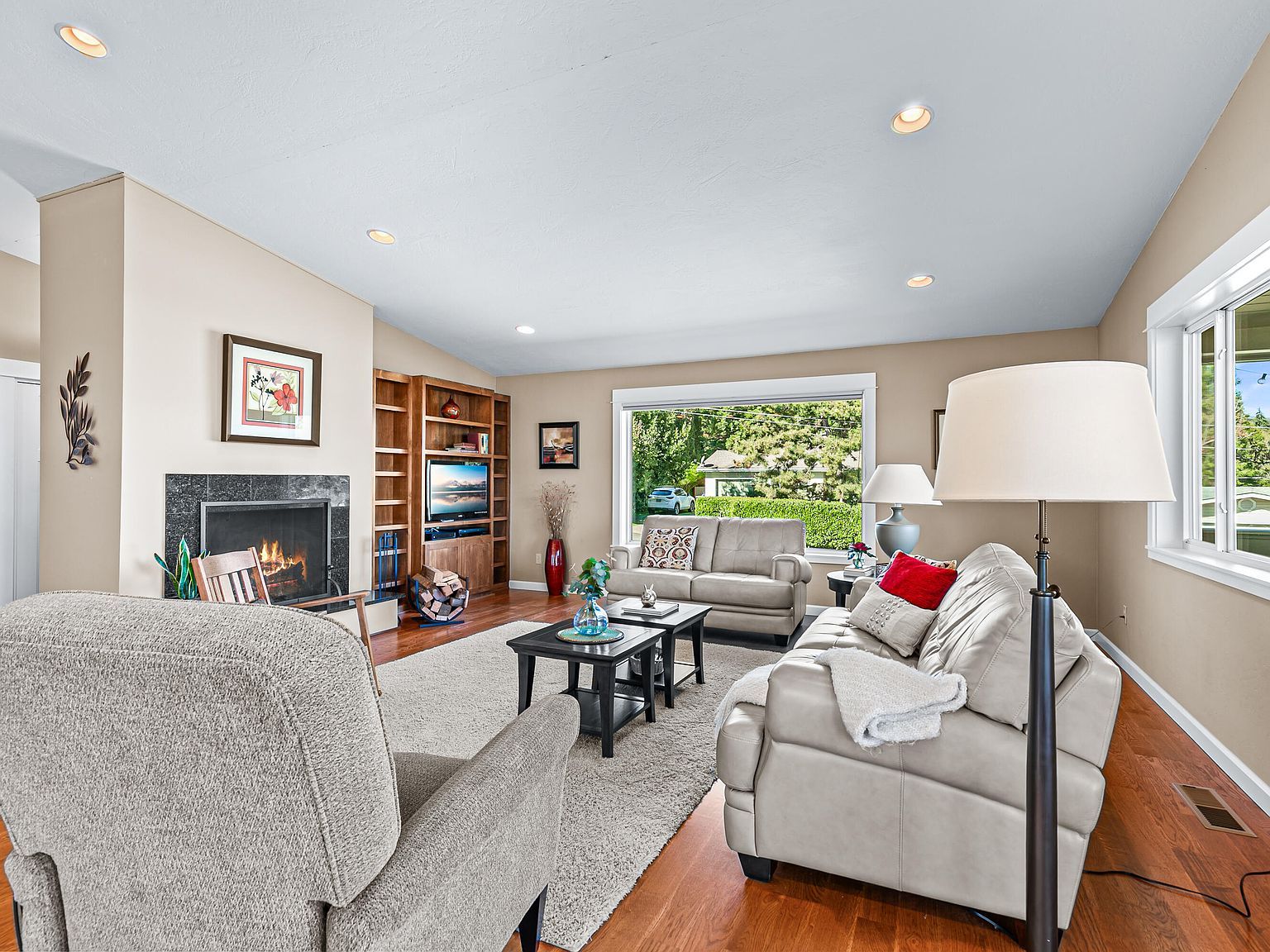 736 Frances Ln Ashland, OR 97520 - Thumbnail 4