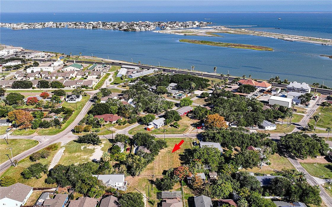 1113-1117 Lady Claire St Rockport, TX 78382 - Thumbnail 4