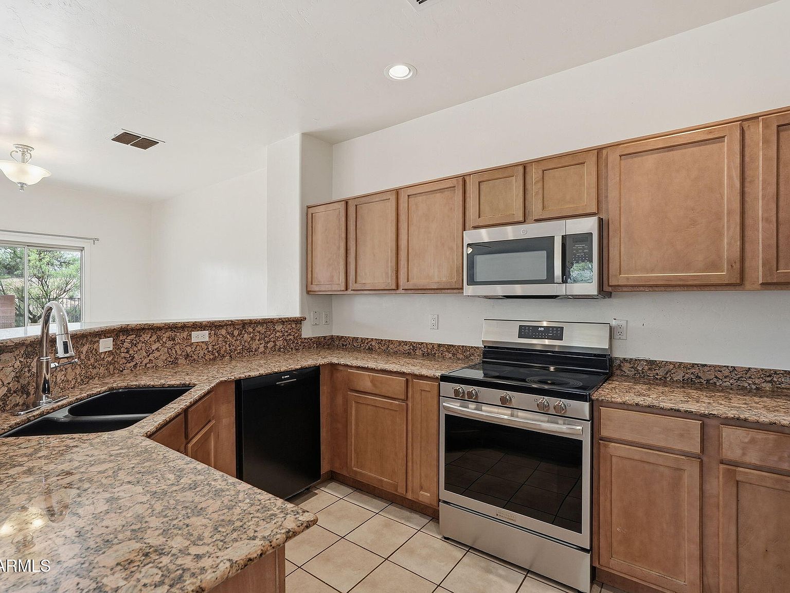 2090 W Cave Cotton Loop Benson, AZ 85602 - Thumbnail 4